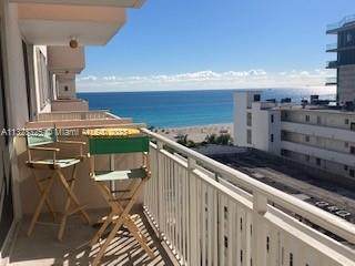 345 Ocean Dr - Photo 1
