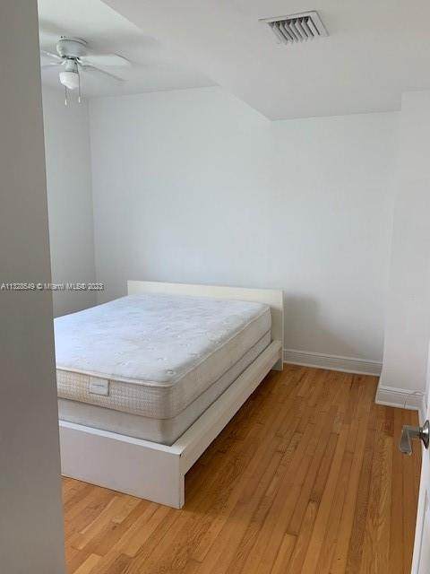 1219 Meridian Ave - Photo 1