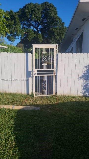1365 111th St - Photo 1