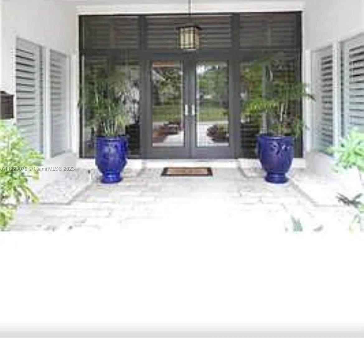 6590 96th St - Photo 1