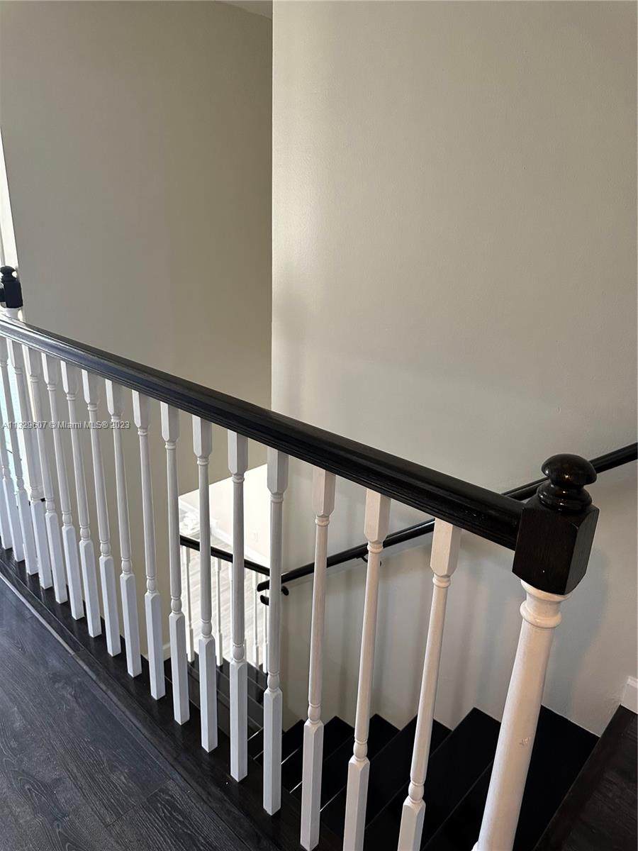 52 Madrid Ln - Photo 1