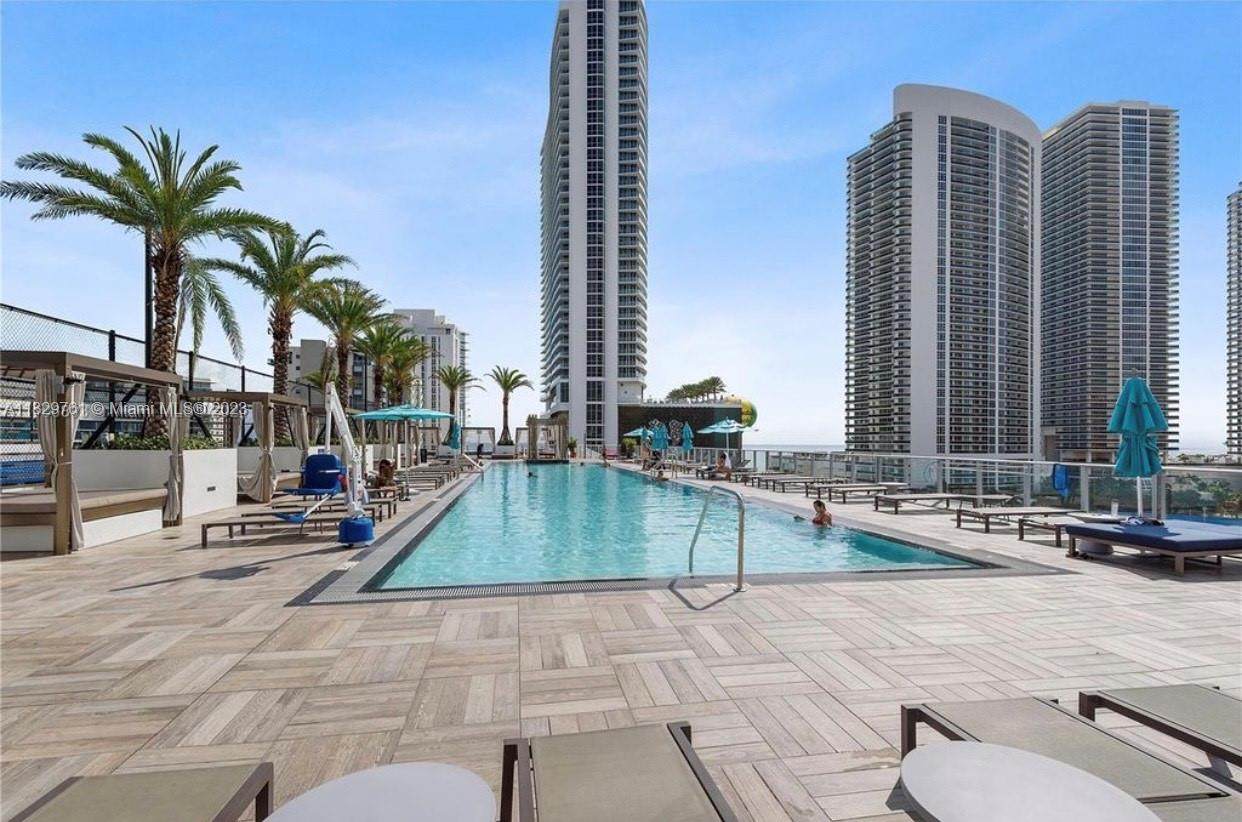4010 Ocean Dr - Photo 1
