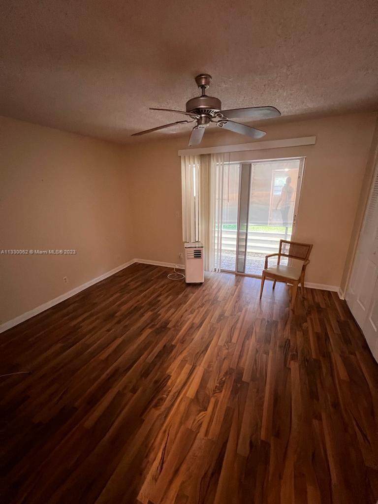 https://bt-photos.global.ssl.fastly.net/miami/orig_boomver_2_A11330062-2.jpg