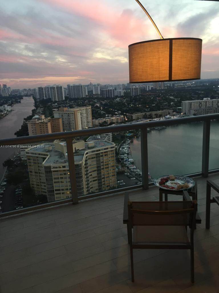 https://bt-photos.global.ssl.fastly.net/miami/orig_boomver_1_A11374790-2.jpg