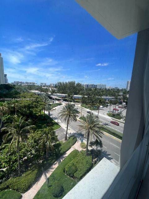 https://bt-photos.global.ssl.fastly.net/miami/orig_boomver_1_A11388665-2.jpg