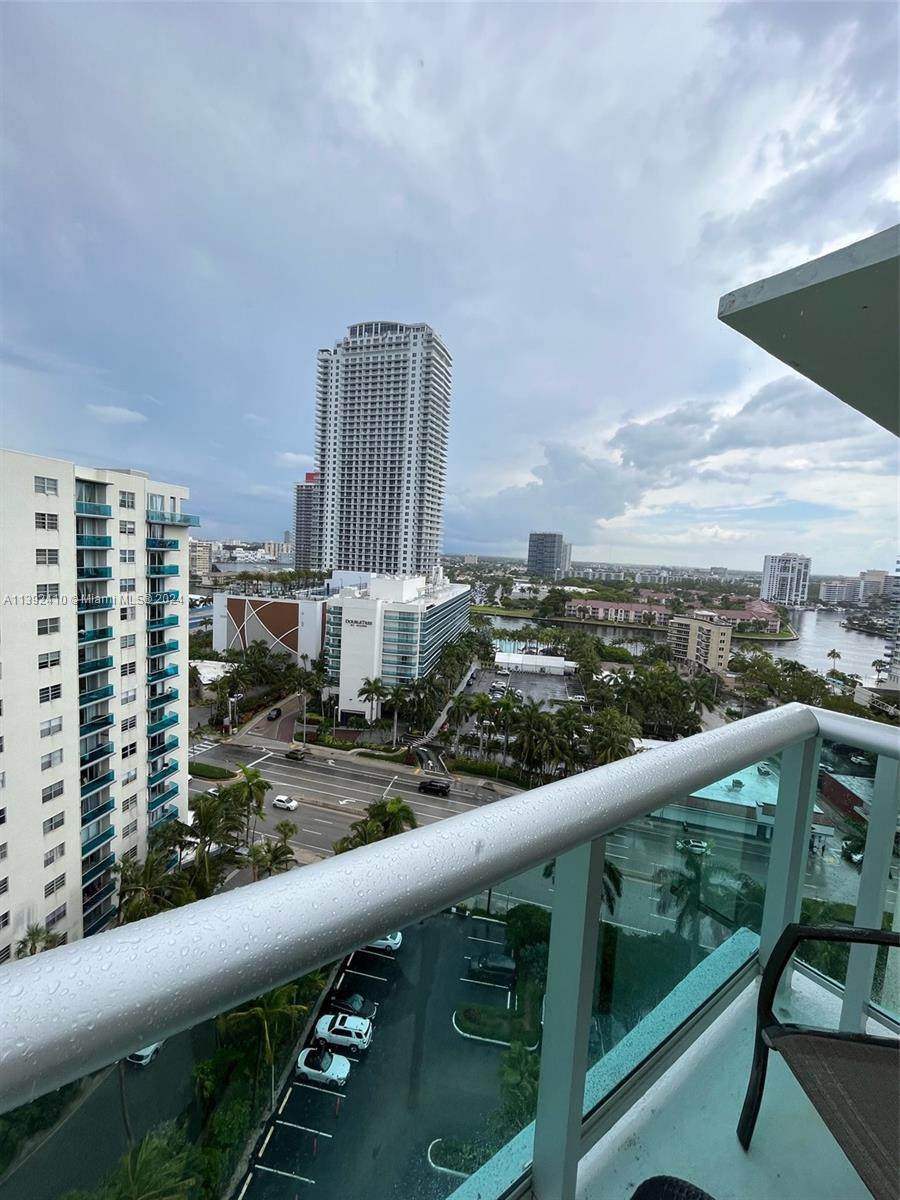 https://bt-photos.global.ssl.fastly.net/miami/orig_boomver_1_A11392410-2.jpg