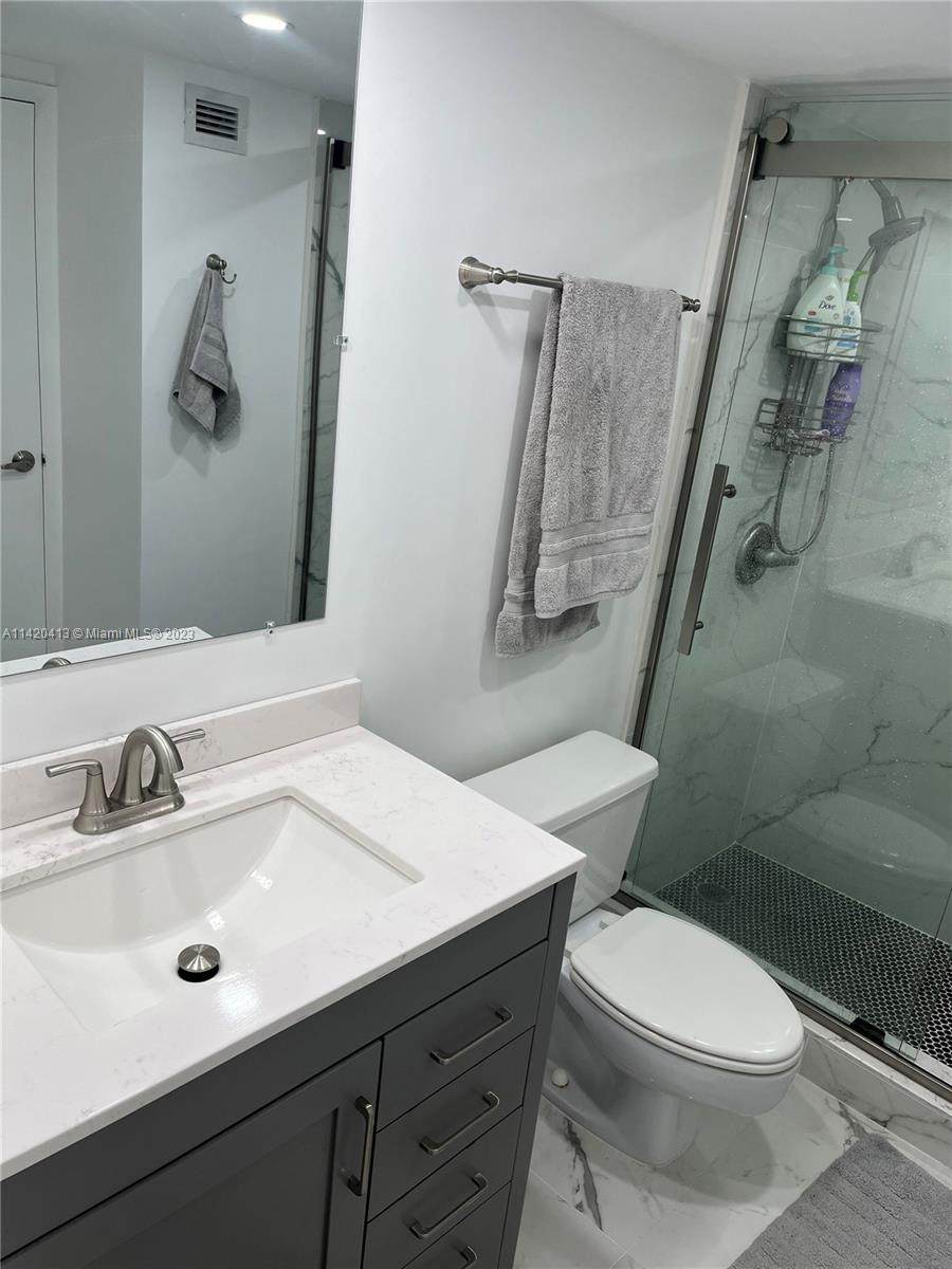 https://bt-photos.global.ssl.fastly.net/miami/1280_boomver_1_A11420413-2.jpg