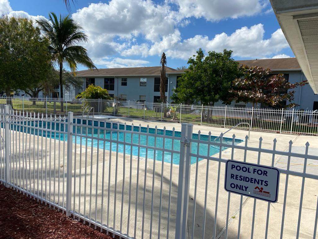 https://bt-photos.global.ssl.fastly.net/miami/orig_boomver_1_A11497261-2.jpg