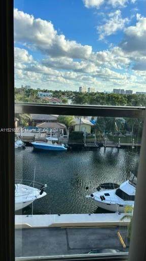 https://bt-photos.global.ssl.fastly.net/miami/orig_boomver_1_A11521856-2.jpg