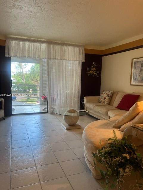 https://bt-photos.global.ssl.fastly.net/miami/orig_boomver_1_A11552006-2.jpg