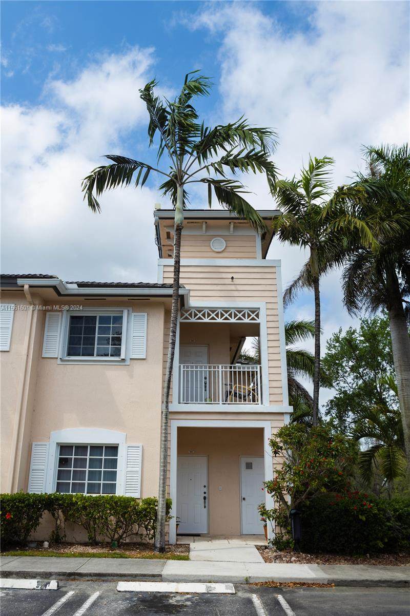 https://bt-photos.global.ssl.fastly.net/miami/orig_boomver_1_A11561601-2.jpg