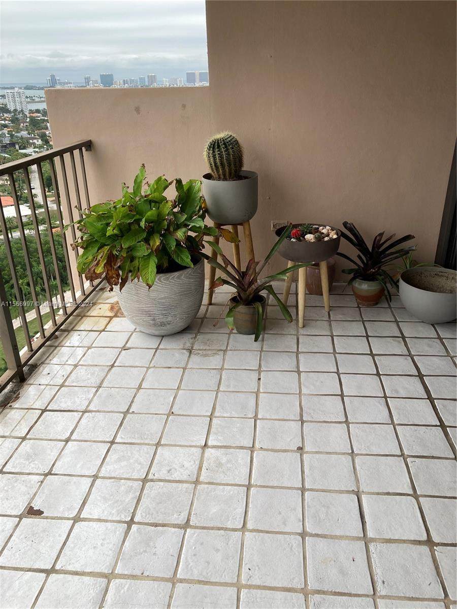 https://bt-photos.global.ssl.fastly.net/miami/orig_boomver_1_A11566997-2.jpg