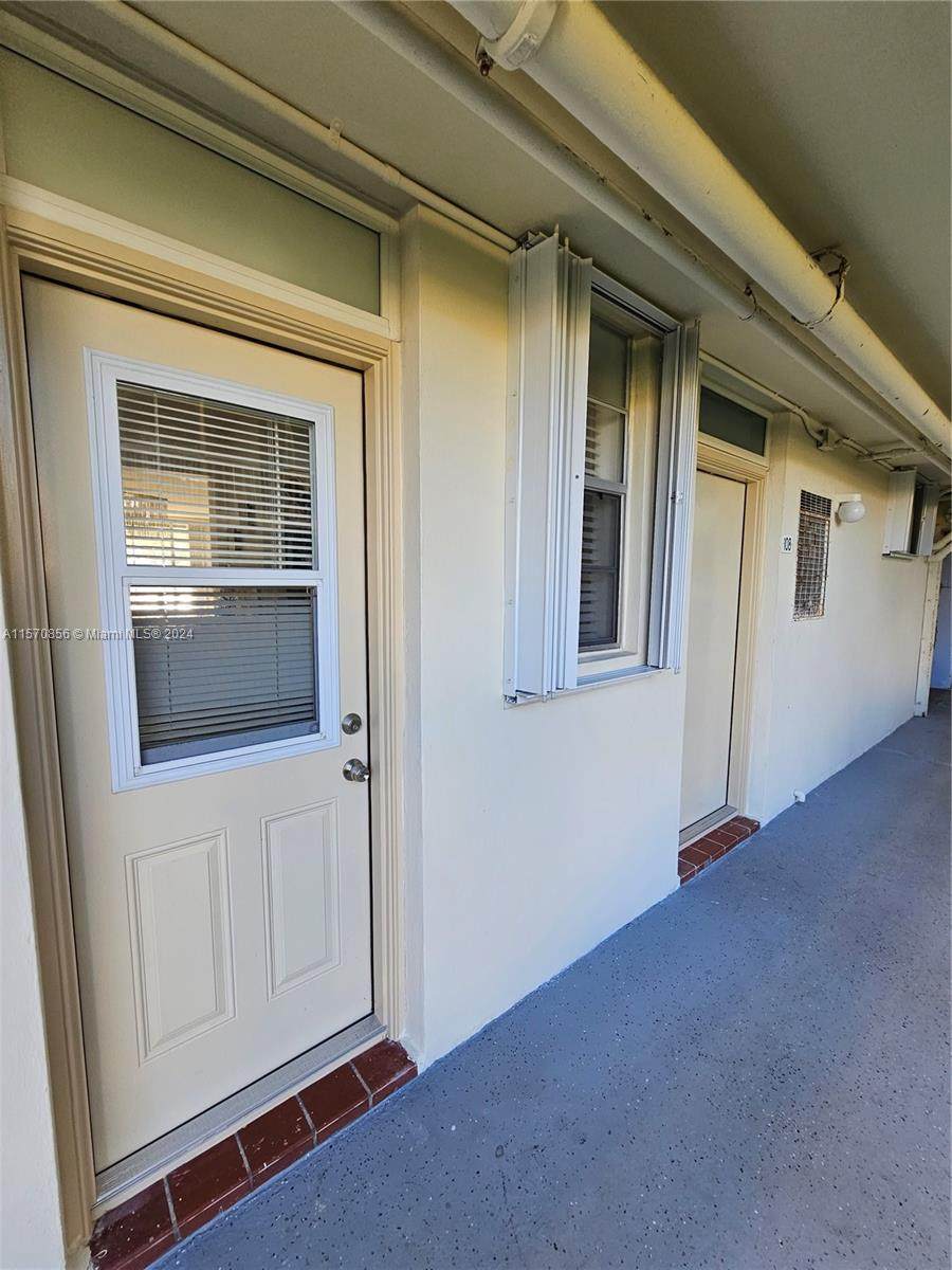 3030 Marcos Dr - Photo 1