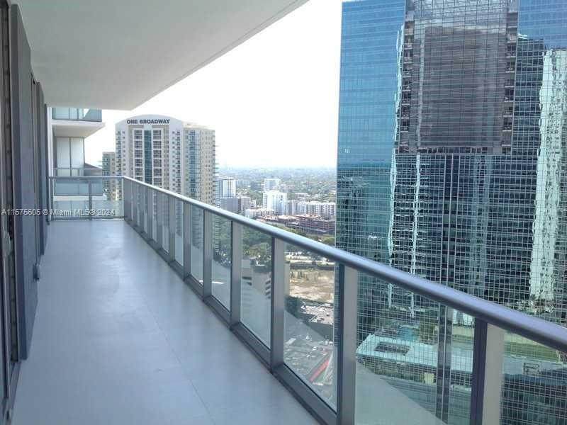 https://bt-photos.global.ssl.fastly.net/miami/orig_boomver_1_A11575605-2.jpg