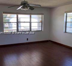295 Windsor M - Photo 1