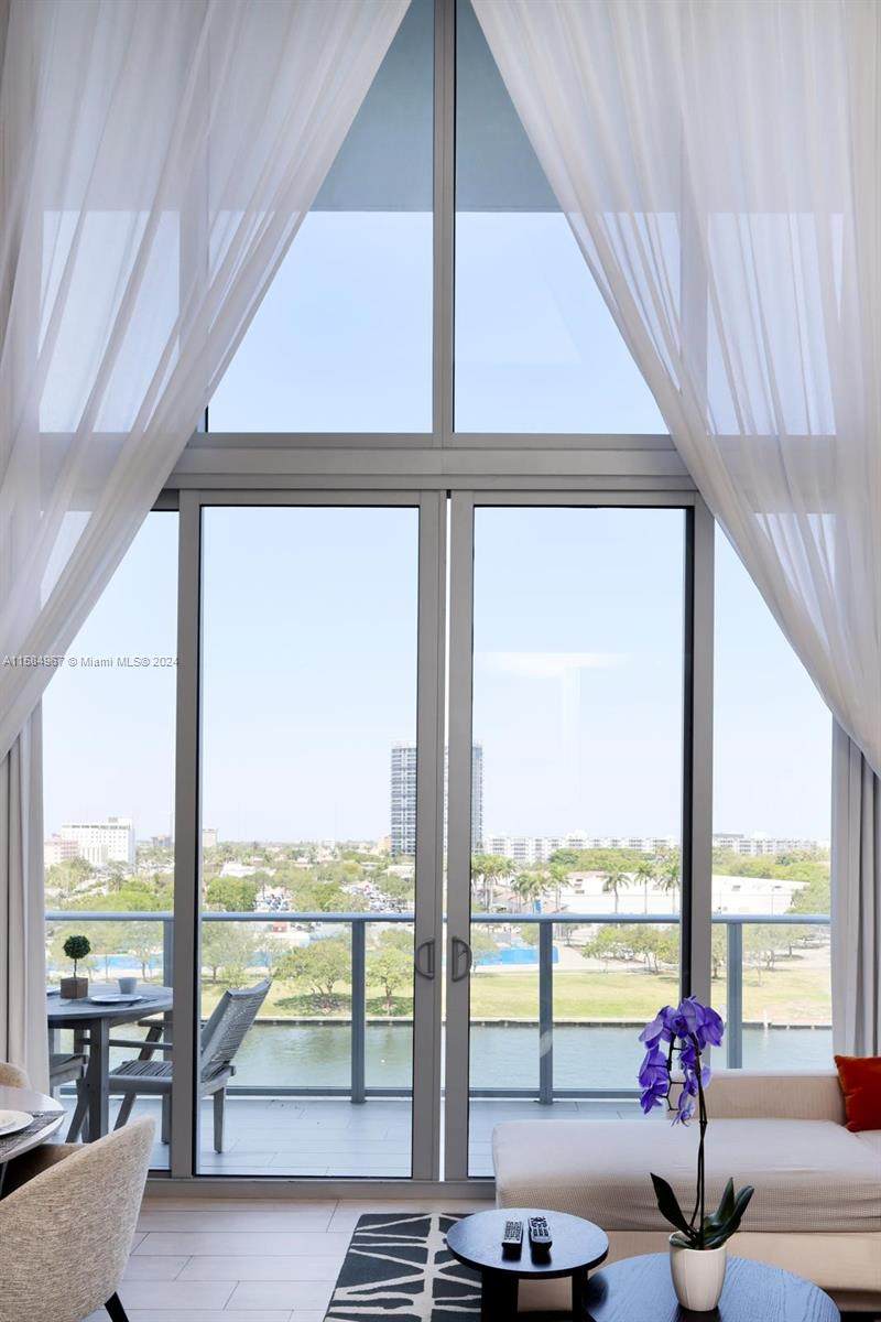 4010 Ocean Dr - Photo 1