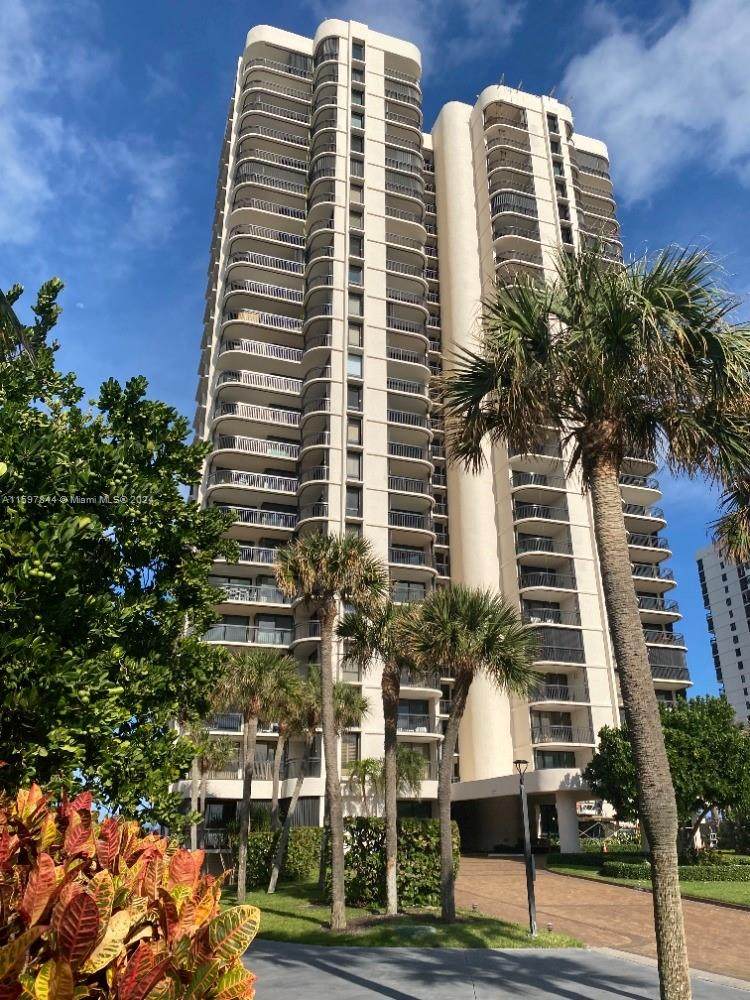 5380 Ocean Dr - Photo 1