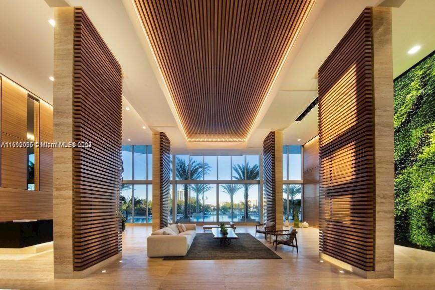 https://bt-photos.global.ssl.fastly.net/miami/1280_boomver_1_A11612006-2.jpg