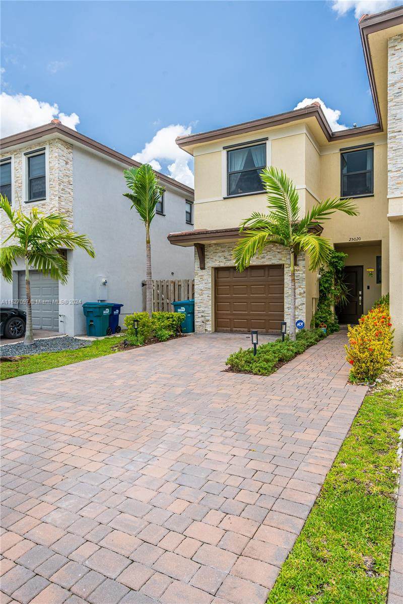 https://bt-photos.global.ssl.fastly.net/miami/1280_boomver_1_A11627097-2.jpg