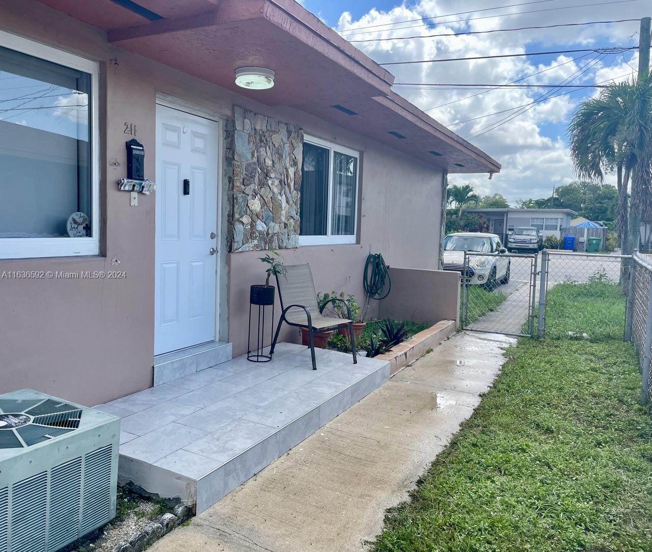 211 57th Ave - Photo 1