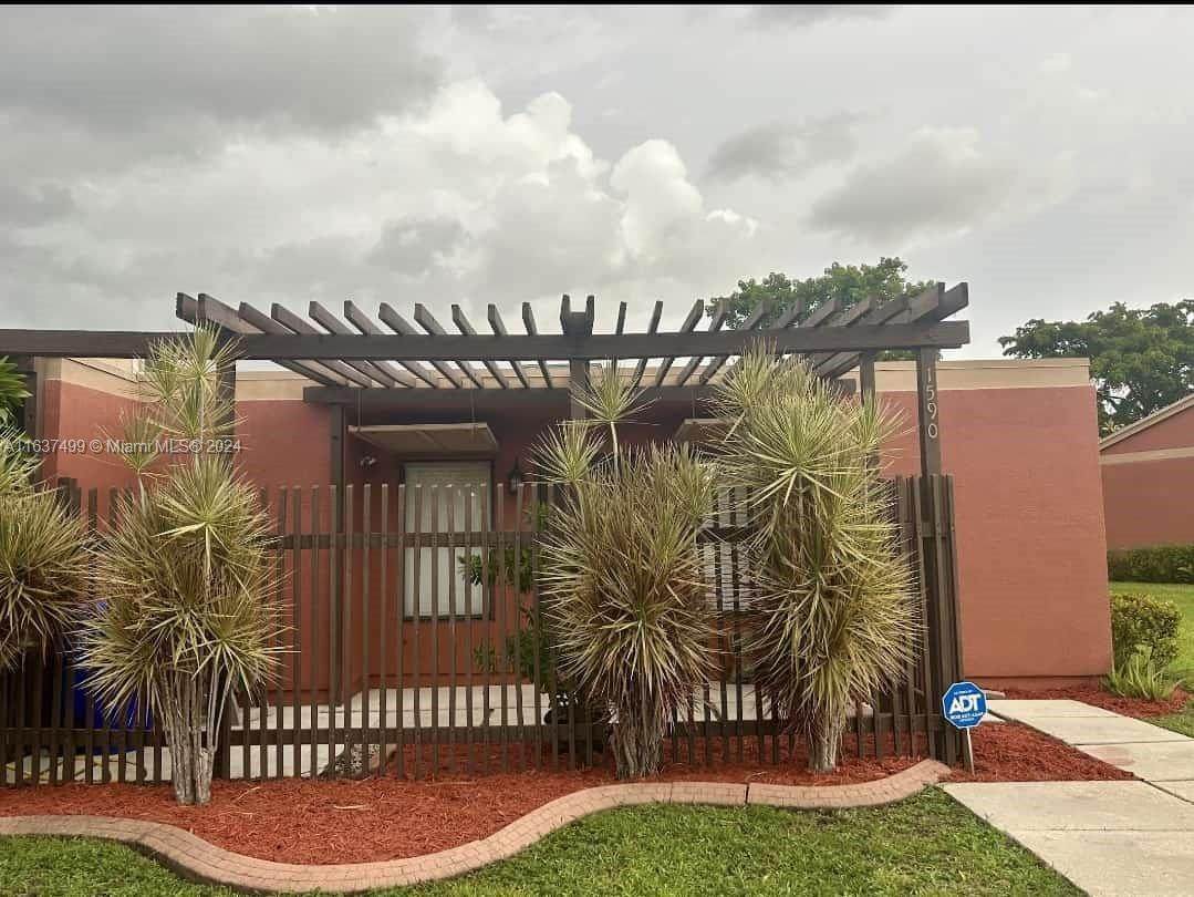 https://bt-photos.global.ssl.fastly.net/miami/orig_boomver_1_A11637499-2.jpg
