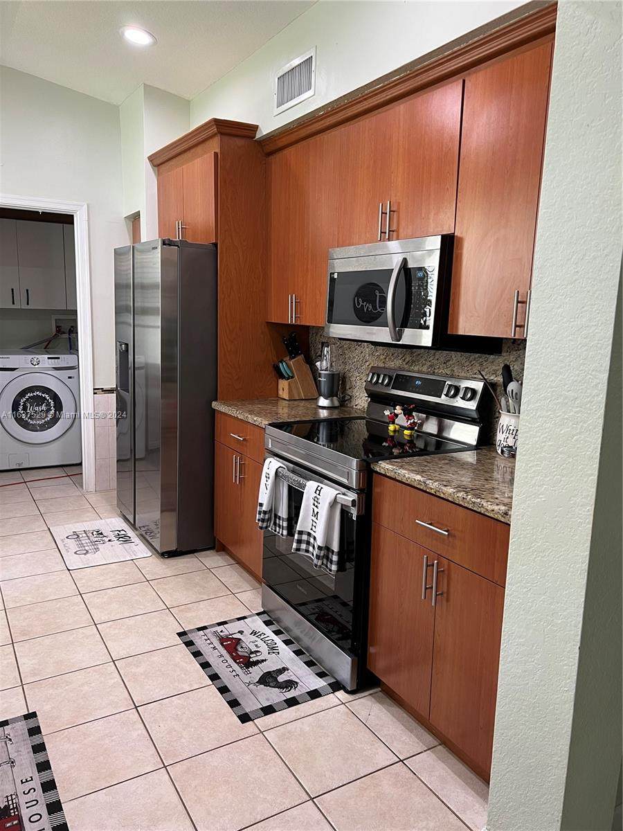 https://bt-photos.global.ssl.fastly.net/miami/orig_boomver_1_A11637529-2.jpg