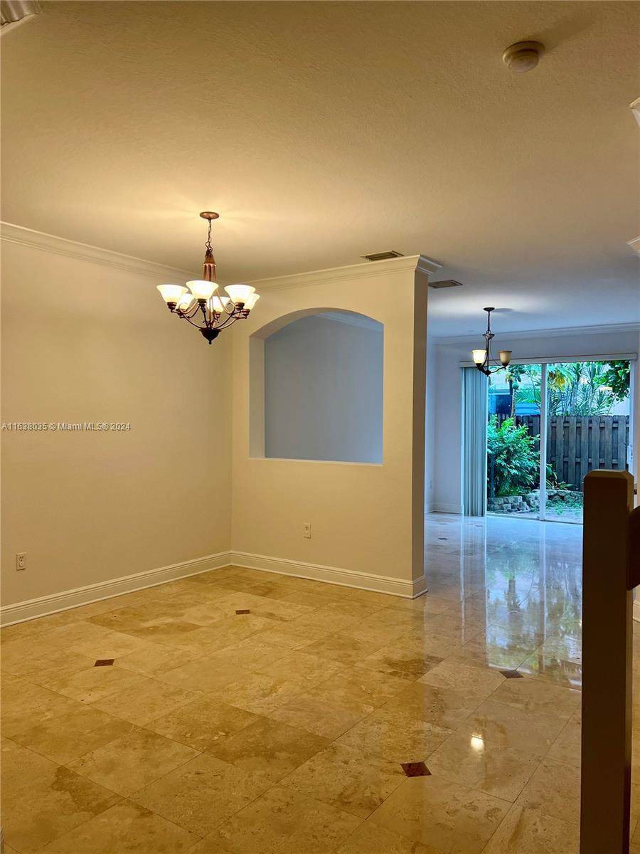 https://bt-photos.global.ssl.fastly.net/miami/orig_boomver_1_A11638035-2.jpg