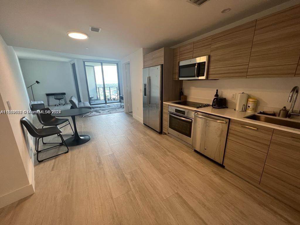 121 34th St - Photo 1
