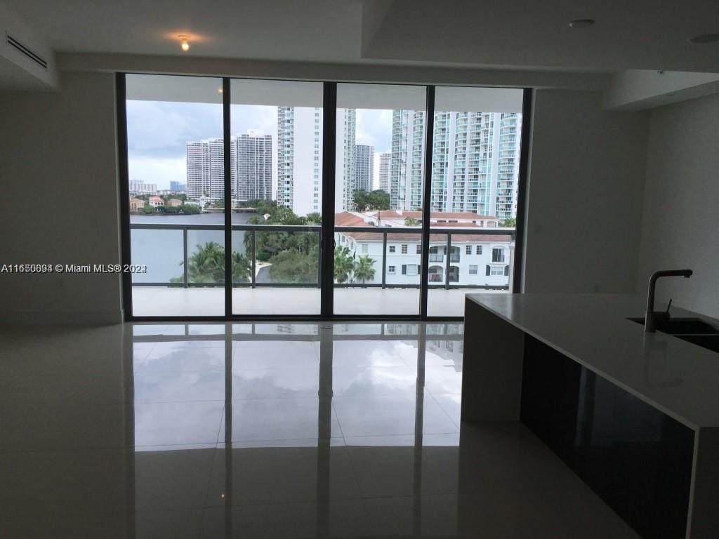 https://bt-photos.global.ssl.fastly.net/miami/orig_boomver_1_A11650894-2.jpg