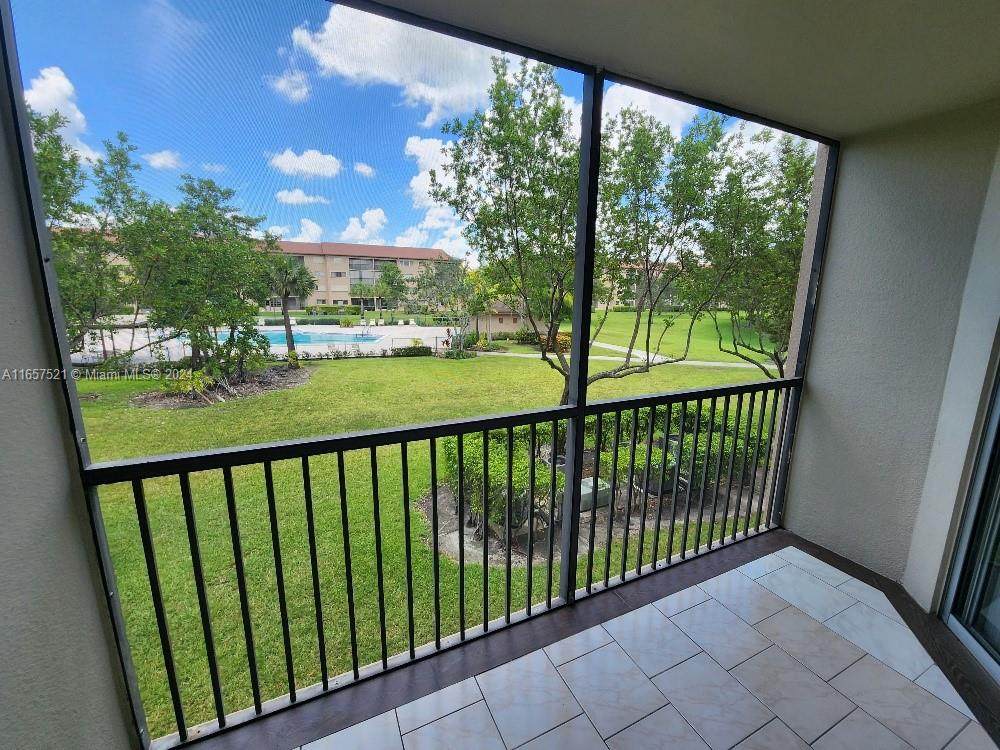 https://bt-photos.global.ssl.fastly.net/miami/orig_boomver_1_A11657521-2.jpg