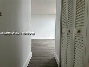 https://bt-photos.global.ssl.fastly.net/miami/orig_boomver_1_A11658793-2.jpg