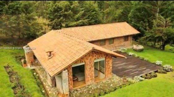 14 Valdiviezo - Photo 1