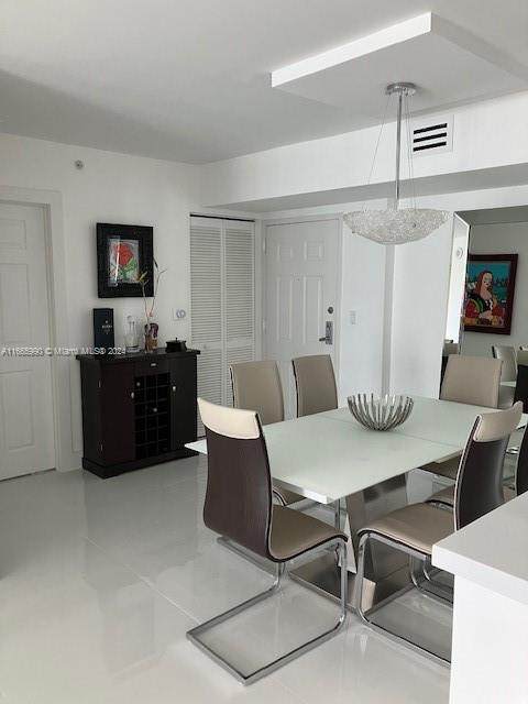 https://bt-photos.global.ssl.fastly.net/miami/orig_boomver_1_A11665990-2.jpg
