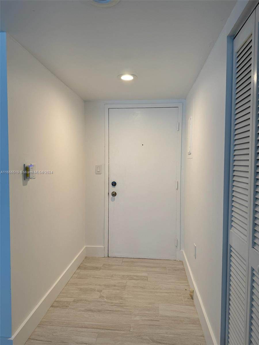 https://bt-photos.global.ssl.fastly.net/miami/1280_boomver_1_A11666519-2.jpg