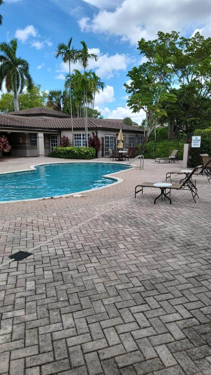 https://bt-photos.global.ssl.fastly.net/miami/orig_boomver_1_A11667348-2.jpg