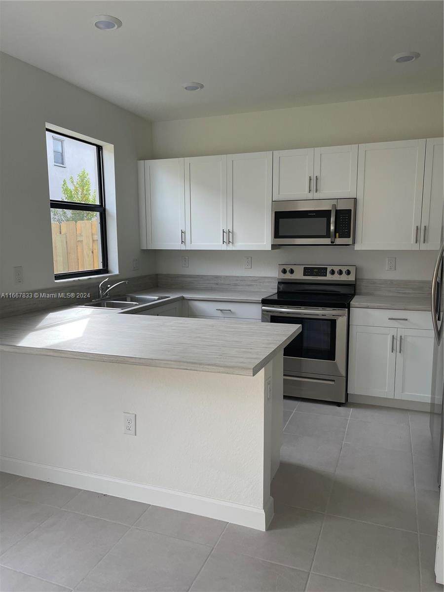 21447 2nd Pl - Photo 1