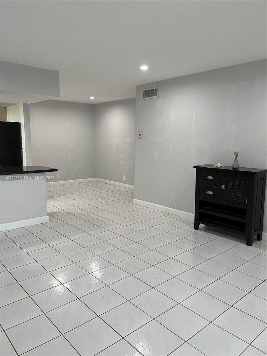 8404 Sample Rd - Photo 1
