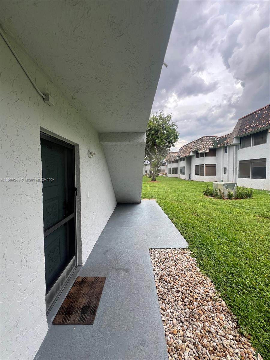 https://bt-photos.global.ssl.fastly.net/miami/orig_boomver_1_A11668283-2.jpg