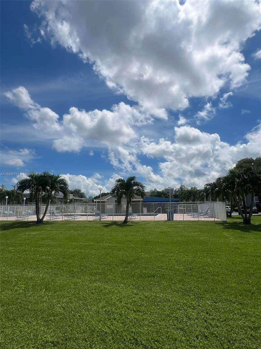 https://bt-photos.global.ssl.fastly.net/miami/orig_boomver_1_A11669111-2.jpg