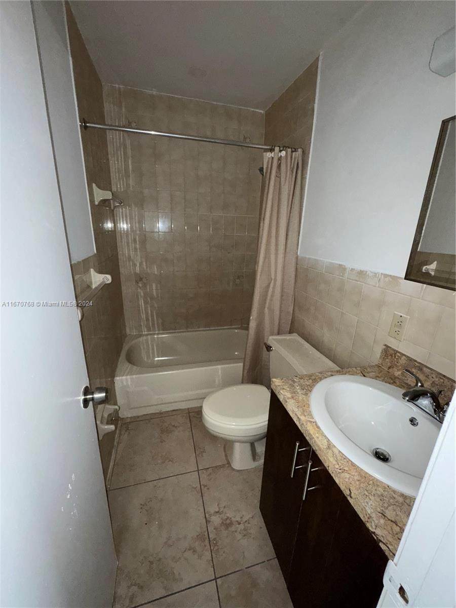 https://bt-photos.global.ssl.fastly.net/miami/orig_boomver_1_A11670768-2.jpg