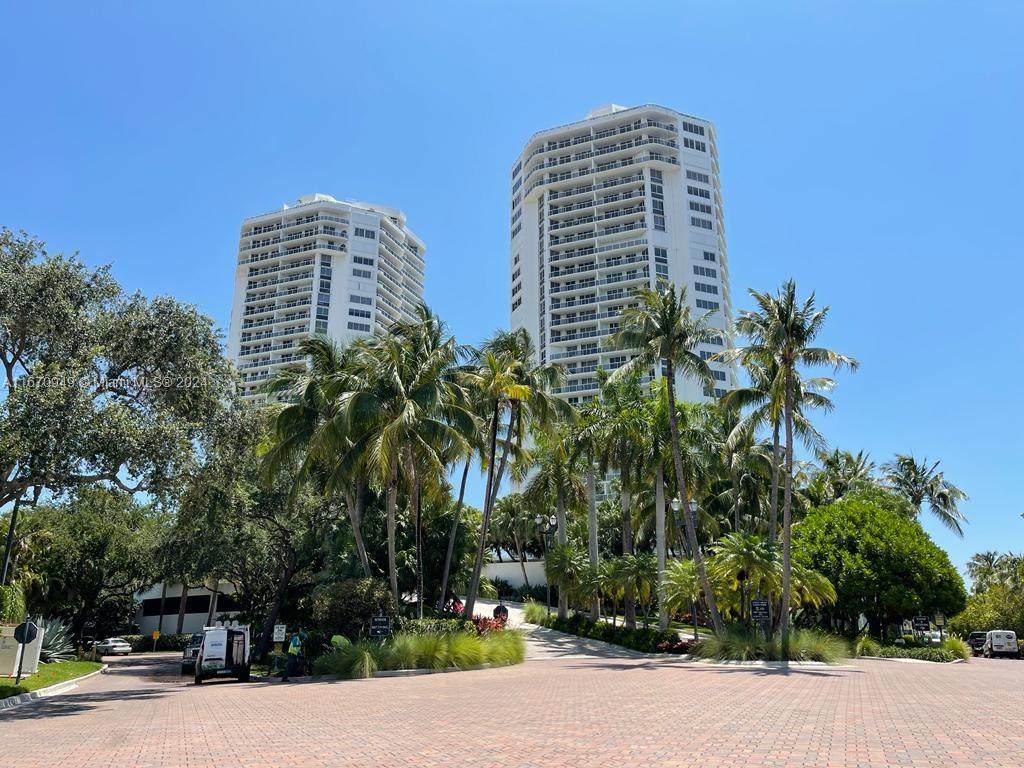 https://bt-photos.global.ssl.fastly.net/miami/orig_boomver_1_A11670949-2.jpg