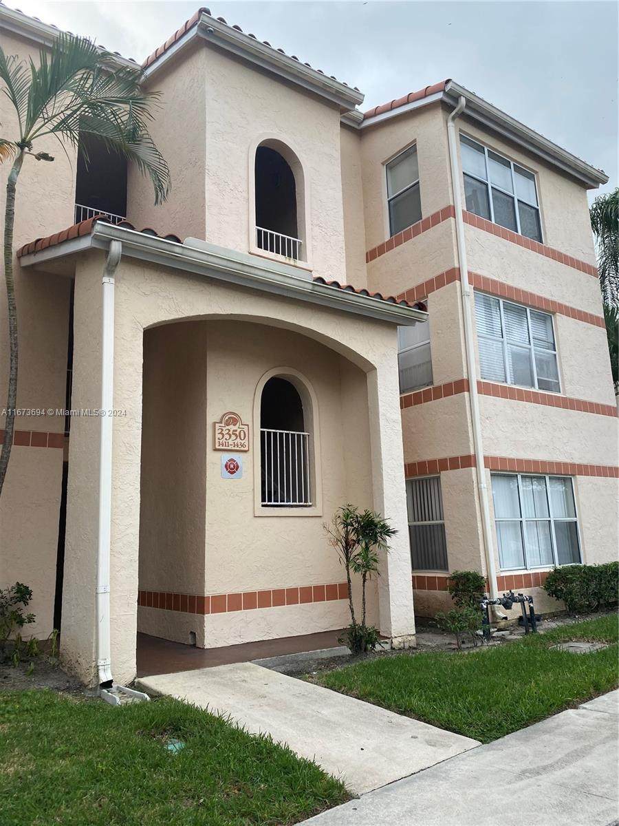 3350 Pinewalk Dr N - Photo 1