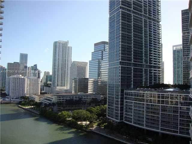 https://bt-photos.global.ssl.fastly.net/miami/orig_boomver_1_A11677901-2.jpg