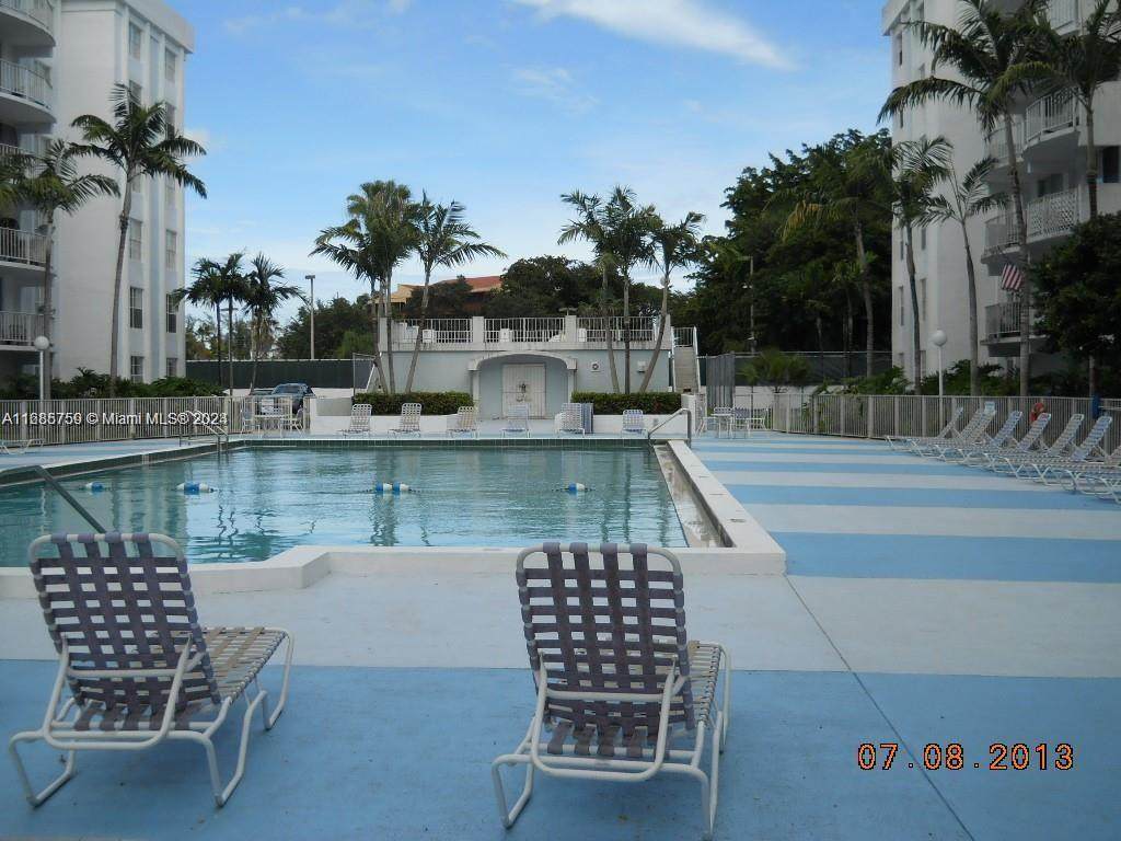 https://bt-photos.global.ssl.fastly.net/miami/orig_boomver_1_A11685759-2.jpg