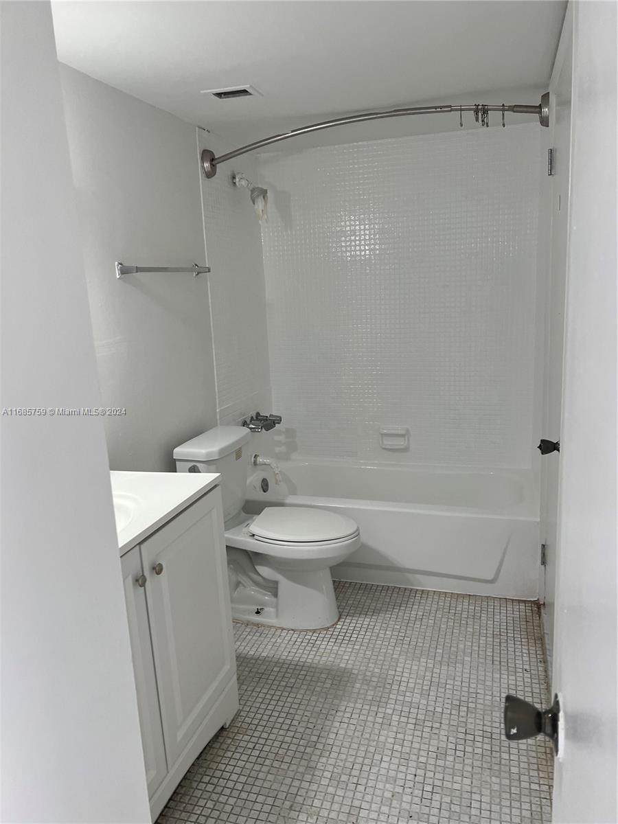 https://bt-photos.global.ssl.fastly.net/miami/orig_boomver_1_A11685759-2.jpg