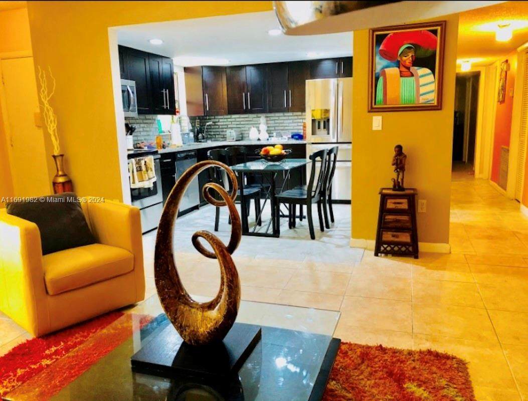 https://bt-photos.global.ssl.fastly.net/miami/1280_boomver_1_A11691982-2.jpg