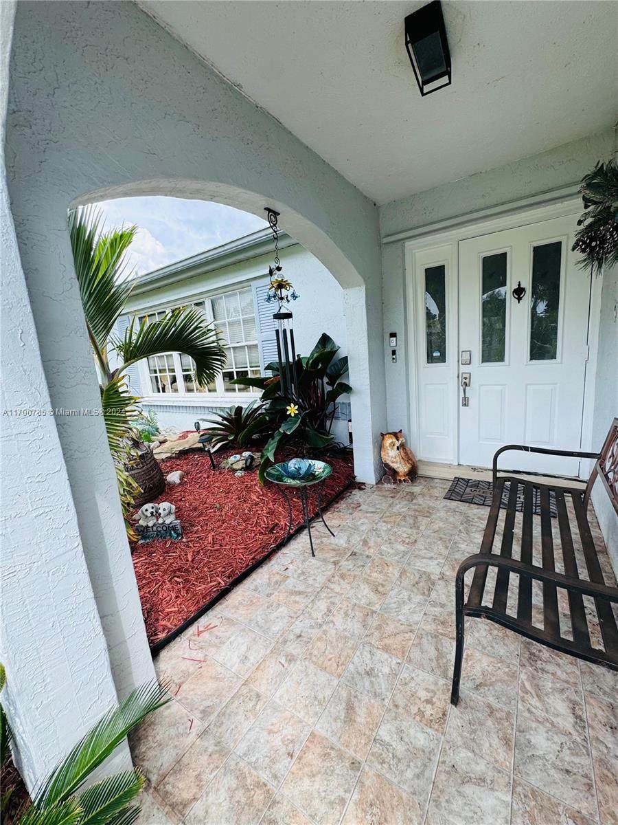 https://bt-photos.global.ssl.fastly.net/miami/1280_boomver_1_A11700785-2.jpg