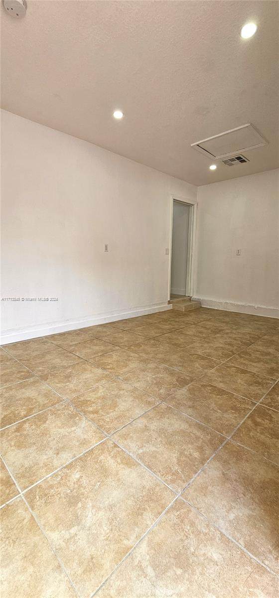 23065 124th Ct - Photo 1