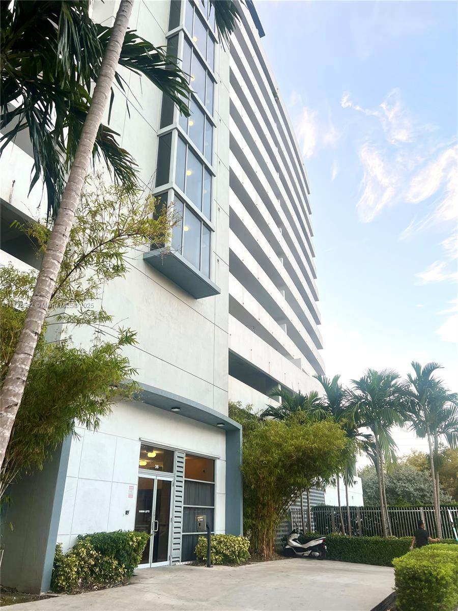 36 6th Ave - Photo 1