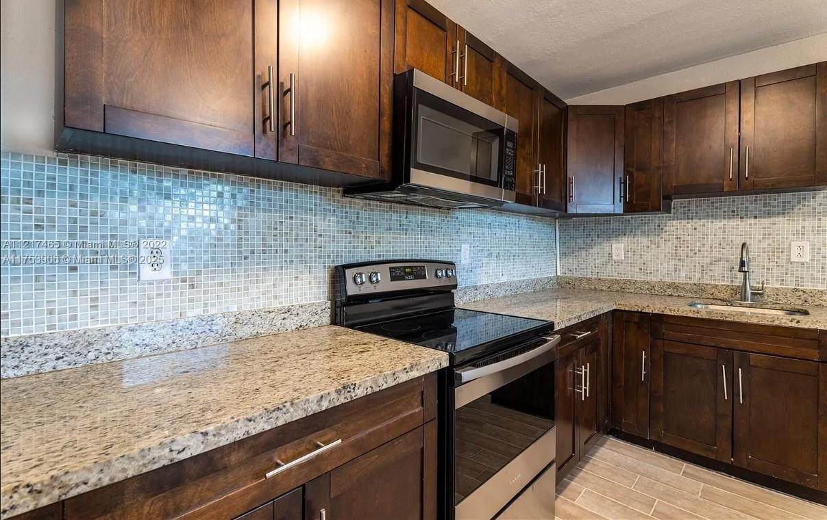 601 Flagler Ave - Photo 1